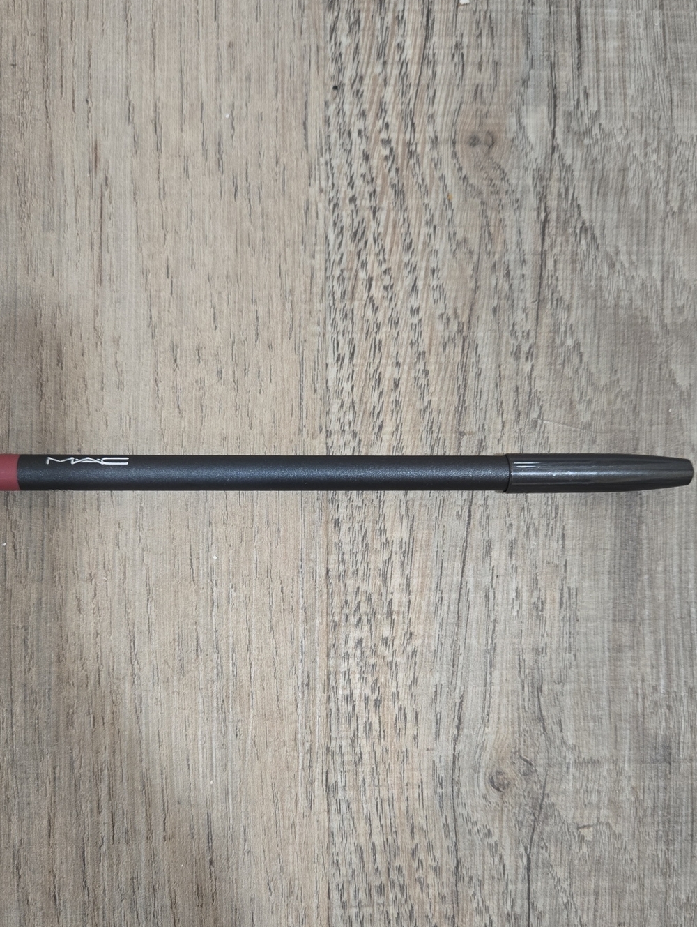 MAC Cosmetics Lip Liner Pencil in Soar New!!
